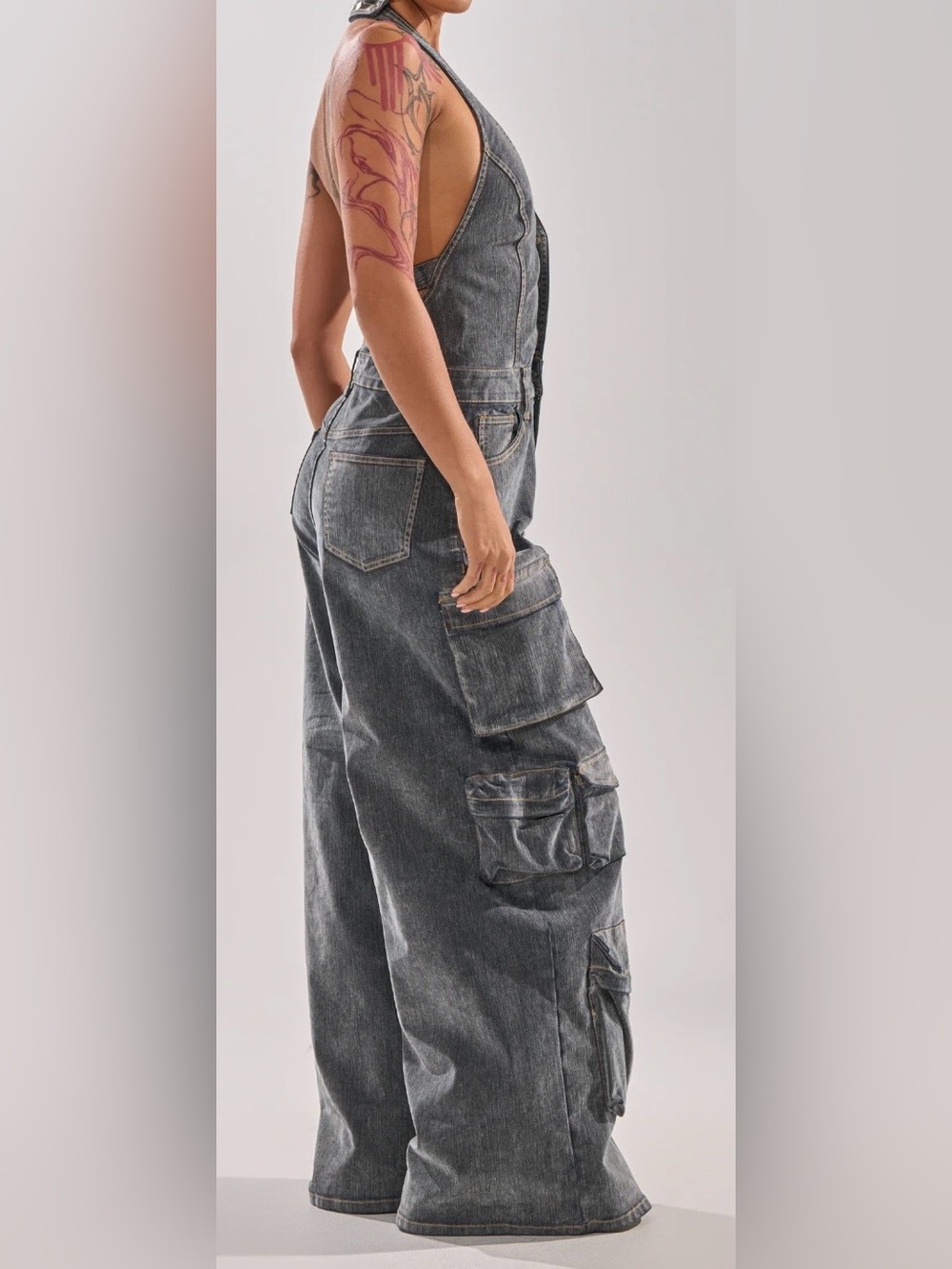 NWT AKIRA Gray Washed Denim halter Cargo Jumpsuit size XL - Picture 4 of 7
